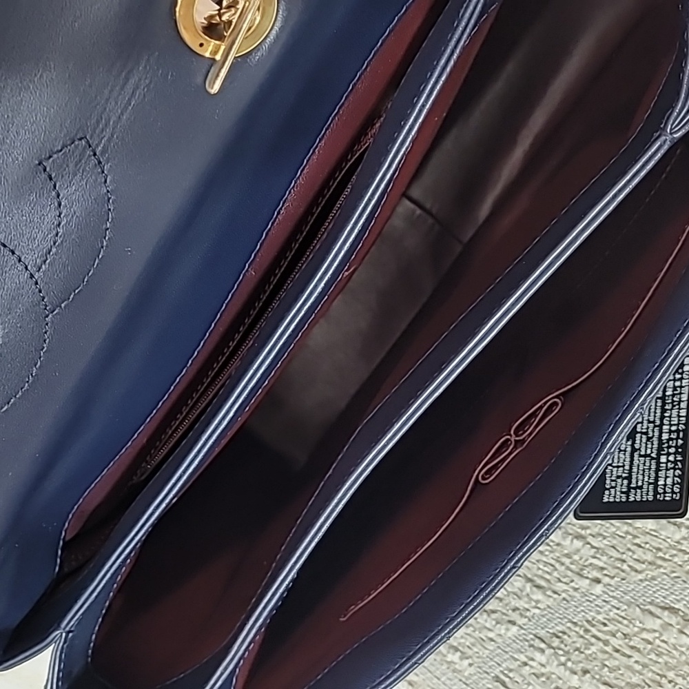 Chanel Trendy CC Large Navy Quilted Shoulder Bag - Picture 13 of 14